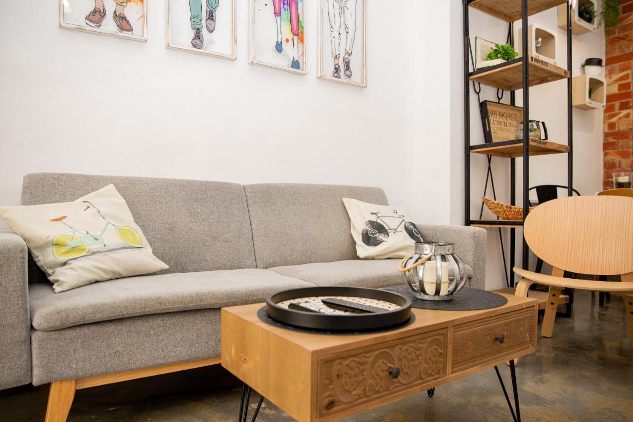 Mana Loft Apartamento Original En El Centro De Alicante Bagian luar foto